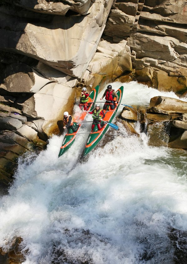 Comment planifier une aventure en rafting dans les gorges du Colorado?